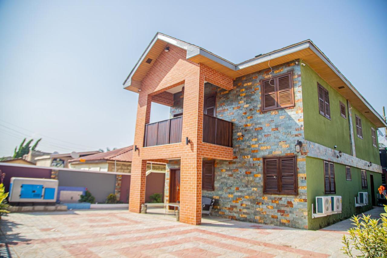 Bays Boutique Apartment Acra Exterior foto