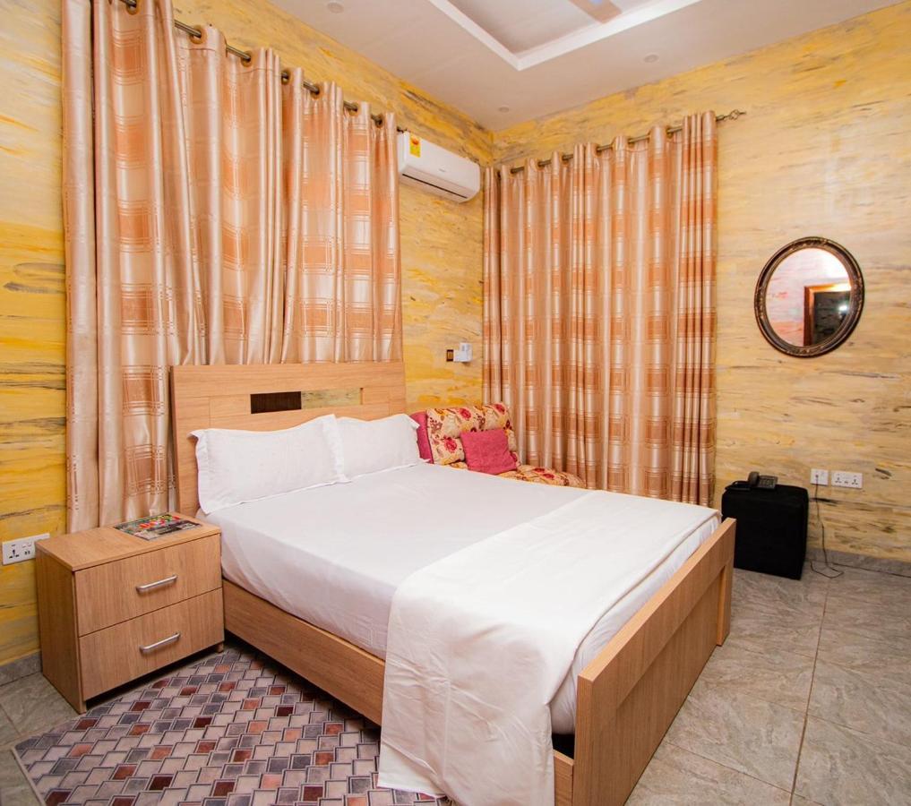 Bays Boutique Apartment Acra Exterior foto