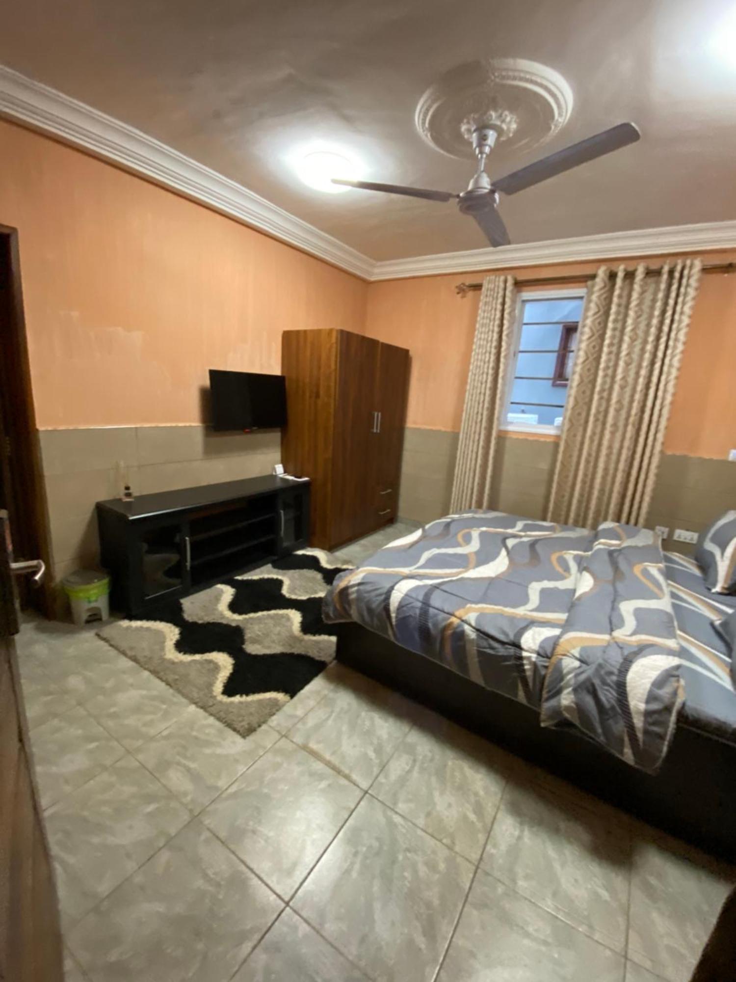 Bays Boutique Apartment Acra Exterior foto